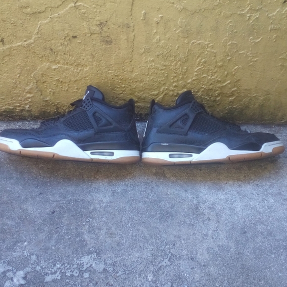 Nike Air Jordans 4 Retro main image 5
